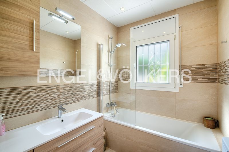 Foto 5b5628ac-7965-4785-a2de-e61aae55773f. Casa amb piscina a Palau-saverdera