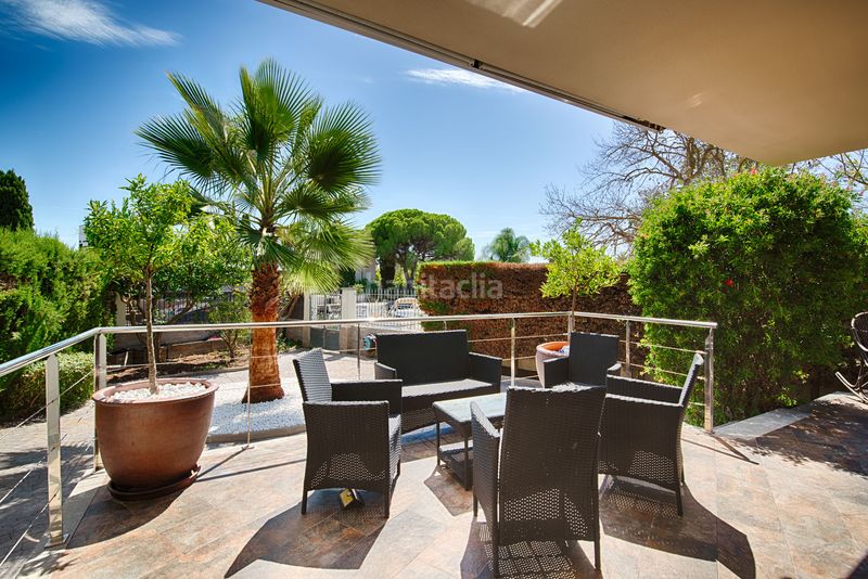 Foto 47529952-ce9a-40d7-ab44-043473f61fd9. Casa amb xemeneia aparcament piscina a Cap Ras - Creus - Falconera Empuriabrava