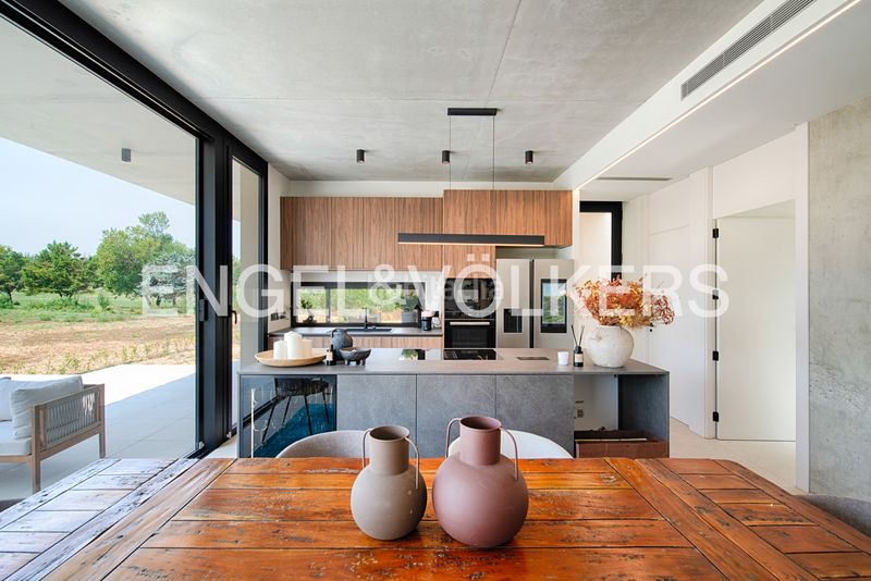 Foto a1569abb-707c-4568-ad7f-1d5cdbeff603. Casa amb calefacció aparcament piscina a Navata