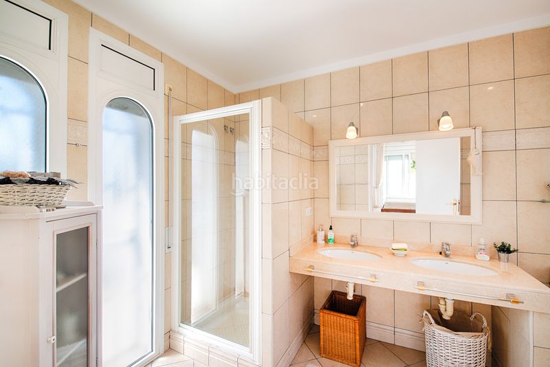 Foto a64fbf89-7624-4f91-b640-25ce4de01c5e. Casa amb aparcament piscina a Peni Empuriabrava
