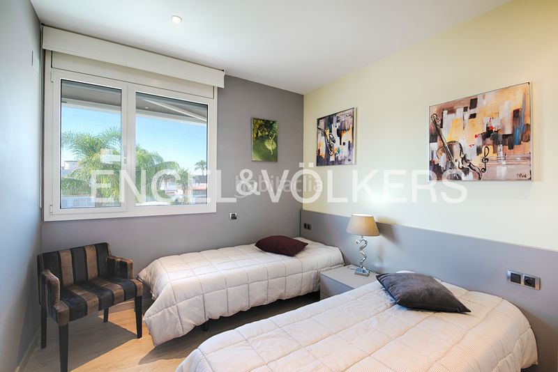 Foto fb205b08-46be-43e9-b0dc-8c5b93fc4de9. Casa amb piscina a Santa Margarida Roses
