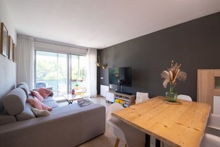 Flat in Avinguda de salvador dalí i domènech 139. Piso con piscina y parking en una excelente zona de figueres - e