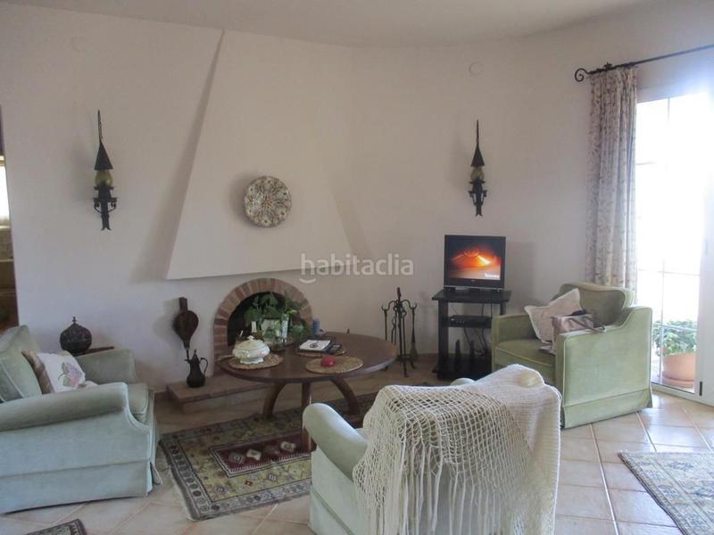 Foto 07258f7b-88b3-4726-bd7d-8deb6bc8d82c. Xalet amb aparcament a Centre Miami Platja