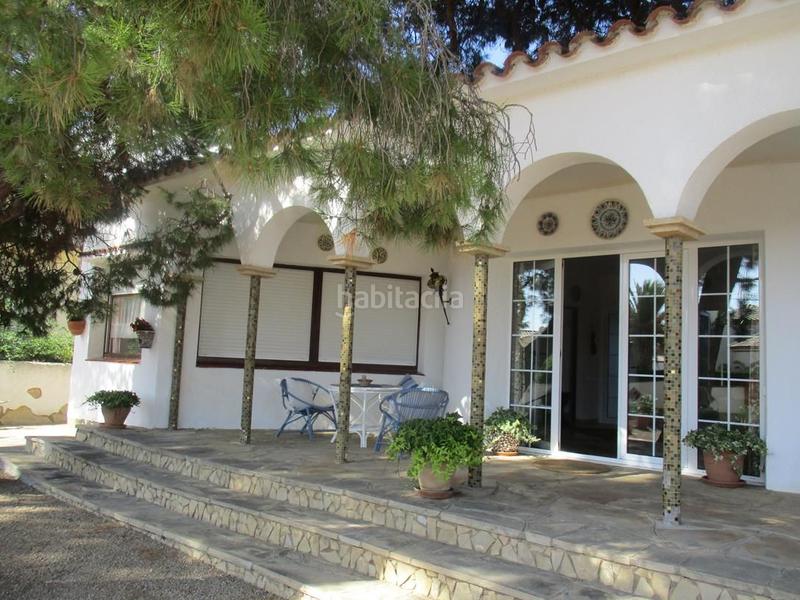 Foto 7315bd2f-7e06-4088-a2dd-ea6ae8772323. Xalet amb aparcament a Centre Miami Platja