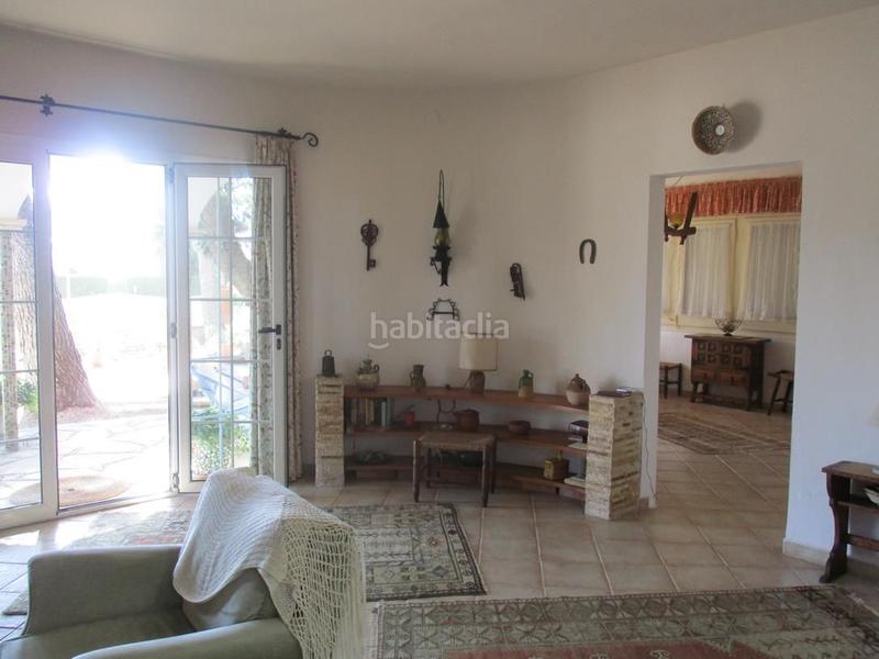 Foto 7ff7d975-3be9-4a9f-9d53-9d2c5f19d955. Xalet amb aparcament a Centre Miami Platja