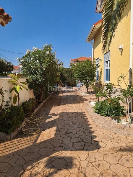 Foto 0dc53c5b-e47f-481c-837e-66aa4979436b. Xalet amb calefacció aparcament piscina a Centre Miami Platja