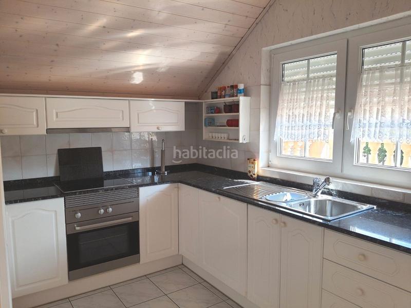 Foto 3bdab3e4-5c54-4ce5-9cf6-21e01858aed3. Xalet amb calefacció aparcament piscina a Centre Miami Platja