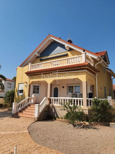 Foto 8e6ff1d3-7a44-4829-9fe3-1b8a3abdd4df. Xalet amb calefacció aparcament piscina a Centre Miami Platja