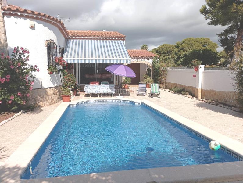 Foto 23b9f4da-4c8e-4ae1-9e9c-678e7fa522e1. Chalet mit kamin parking pool in Centre Miami Platja