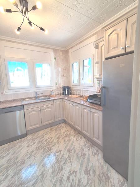 Foto 5ab16ee8-95cc-4fb5-87c6-64d3fcce8fc2. Chalet avec parking piscine dans Centre Miami Platja