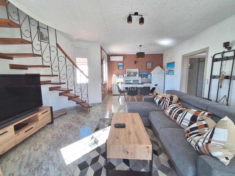 Foto b7be6106-ba5d-4d32-ac5f-9b7e9197dfa2. Chalet avec parking piscine dans Centre Miami Platja