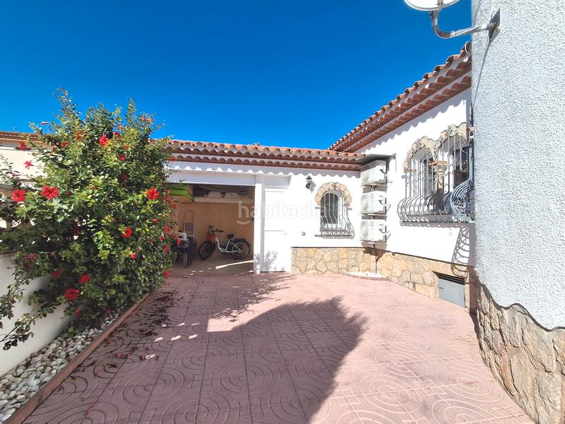 Foto e294b3f4-322d-430c-b6fd-85faaeb0463d. Chalet avec parking piscine dans Centre Miami Platja