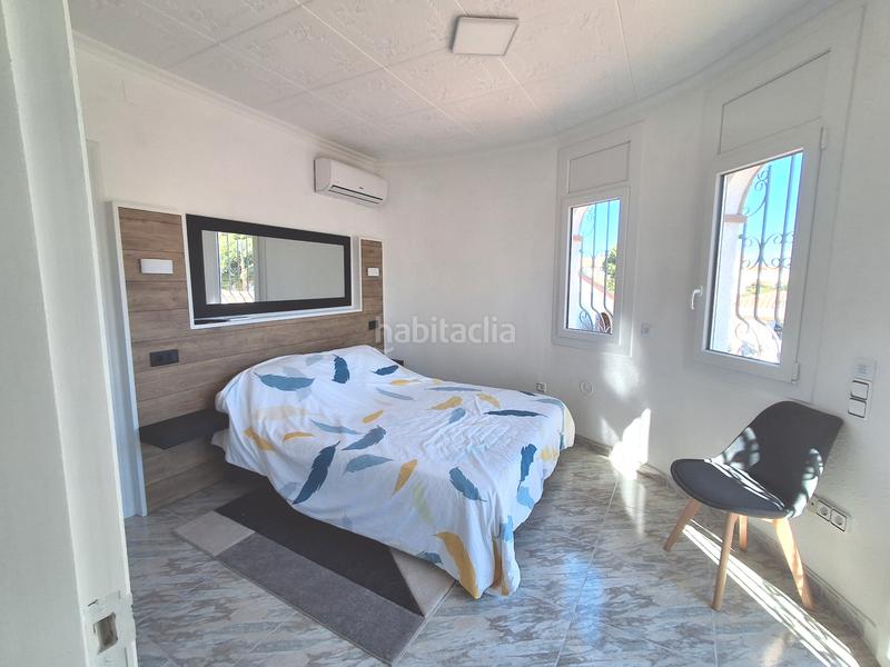 Foto ee0a5544-ab96-480e-b02b-a2cb53284ccf. Chalet avec parking piscine dans Centre Miami Platja