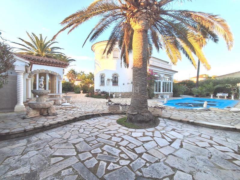 Foto 56a81a4a-5929-4993-8920-c6c15c25720d. Chalet avec cheminée chauffage parking piscine dans Miami Platja