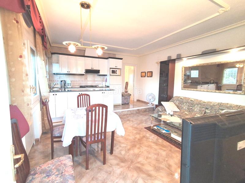 Foto 751cf262-e9e8-4119-8492-7b71654ffd00. Chalet avec cheminée chauffage parking piscine dans Miami Platja