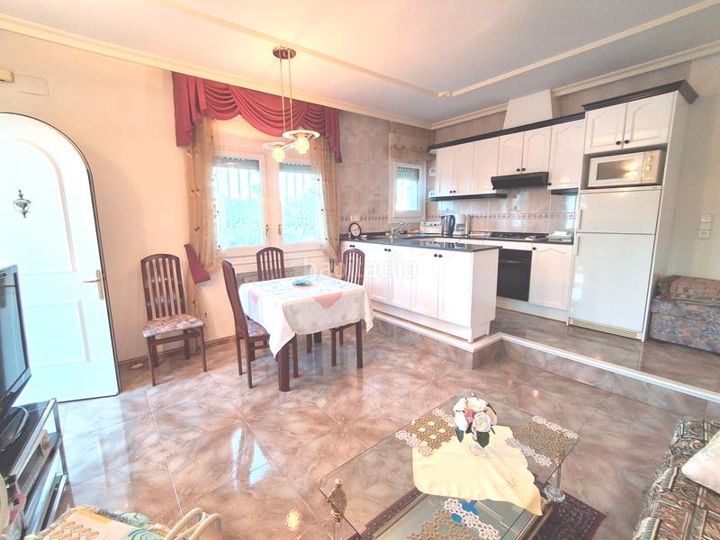 Foto da0d008d-6cd9-4673-9cf1-05a25b9ddda5. Chalet avec cheminée chauffage parking piscine dans Miami Platja