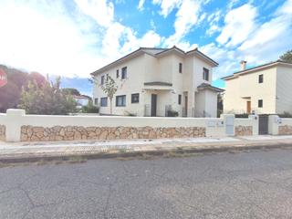 Reihenhaus in Pino Alto. Adosado de 204m a 300m de la playa en miami platja