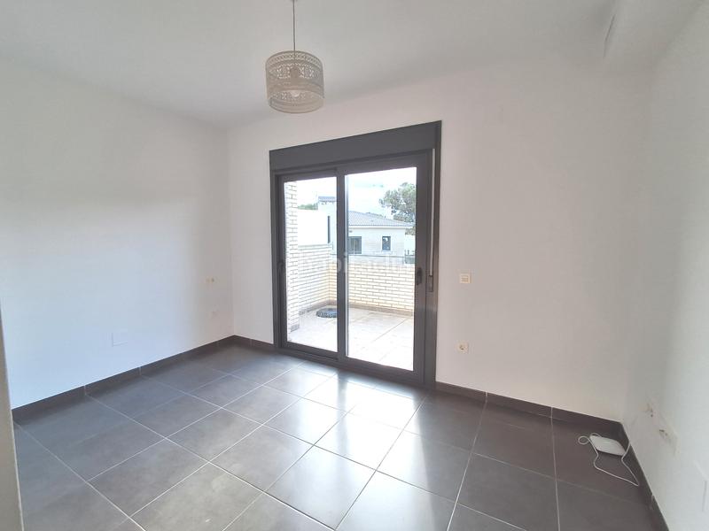 Foto cc269314-5d15-406b-bced-f20dcdef7868. Maison jumelée avec piscine dans Pino Alto Miami Platja