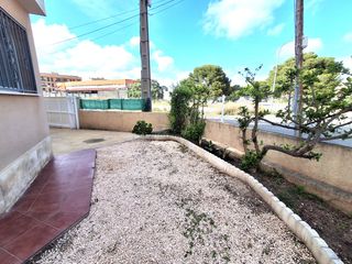 Rez-de-chaussée à Passeig Marítim. Planta baja de 78m en miami platja a 100m de la playa