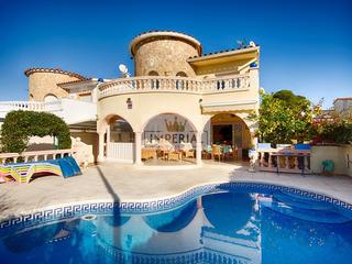 Casa  Sant mori  b