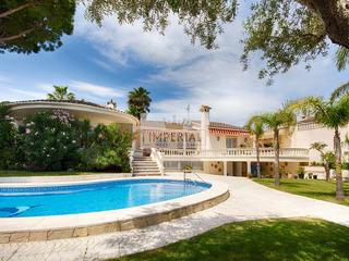 Casa  Noguera. Empuriabrava, nuestra venecia. esta urbanización que forma parte