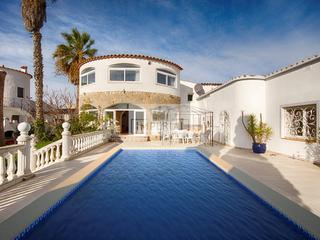 Casa  Falconera. Empuriabrava, nuestra venecia. esta urbanización que forma parte