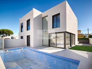 Casa  Requesens