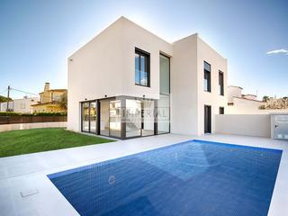 Casa  Requesens a