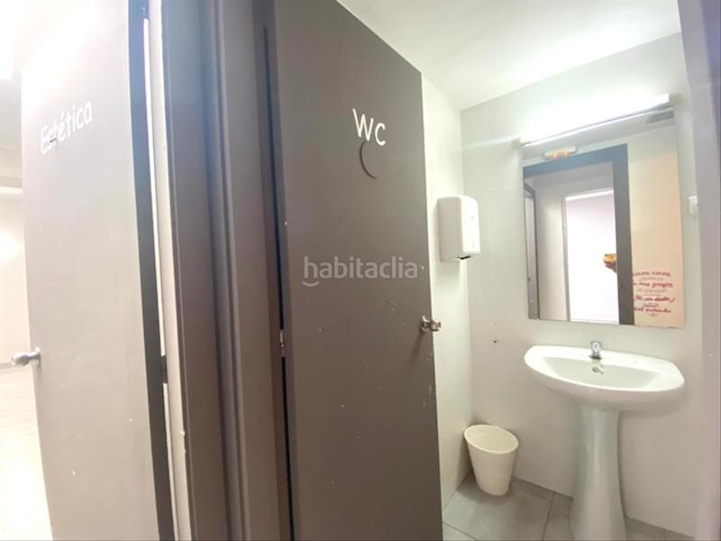 Foto f736c729-74e5-46b0-aeb6-e4be8d0f1b26. Local comercial en carrer de mossèn jacint verdaguer 22 en Premià de Mar