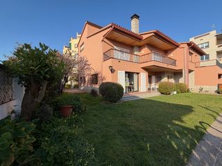 Xalet  Riera de sant pere. Casa a 3 vientos en pleno centro del pueblo con pk, piscina y ja