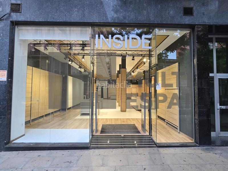 Foto 27ae8673-f3bc-4360-9a50-d5e955eb32a5. Alquiler local comercial local de 342m² en calle Sants en Barcelona