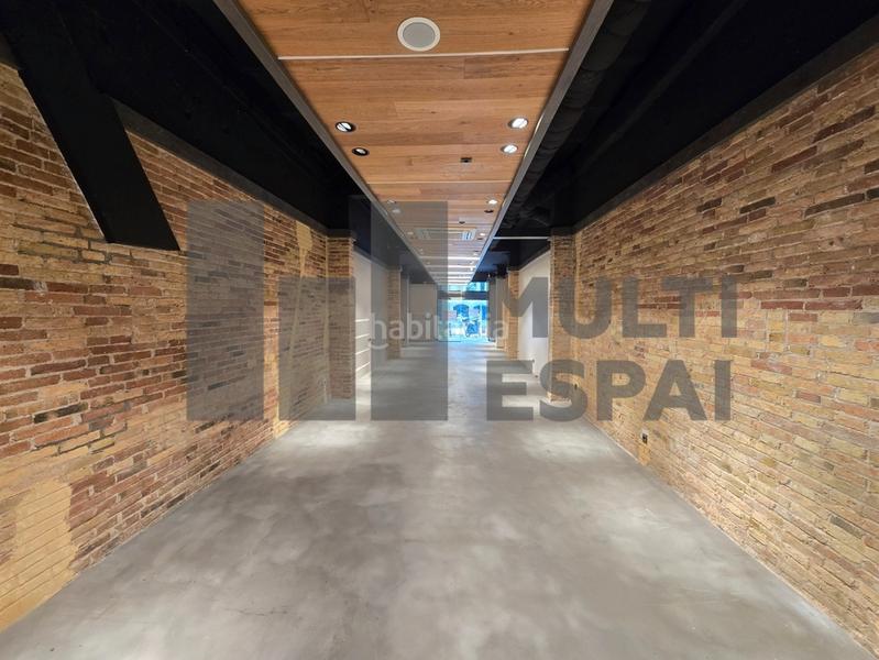 Foto b2fdc1a3-6c44-4d41-9fa8-c9e603431386. Alquiler local comercial en L´Antiga Esquerra de l´Eixample Barcelona