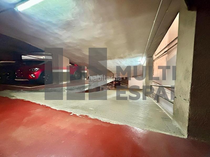 Foto e2a00a1d-996d-4ea7-85e6-c5e35634b58d. Location parking voiture dans La Nova Esquerra de l´Eixample Barcelona