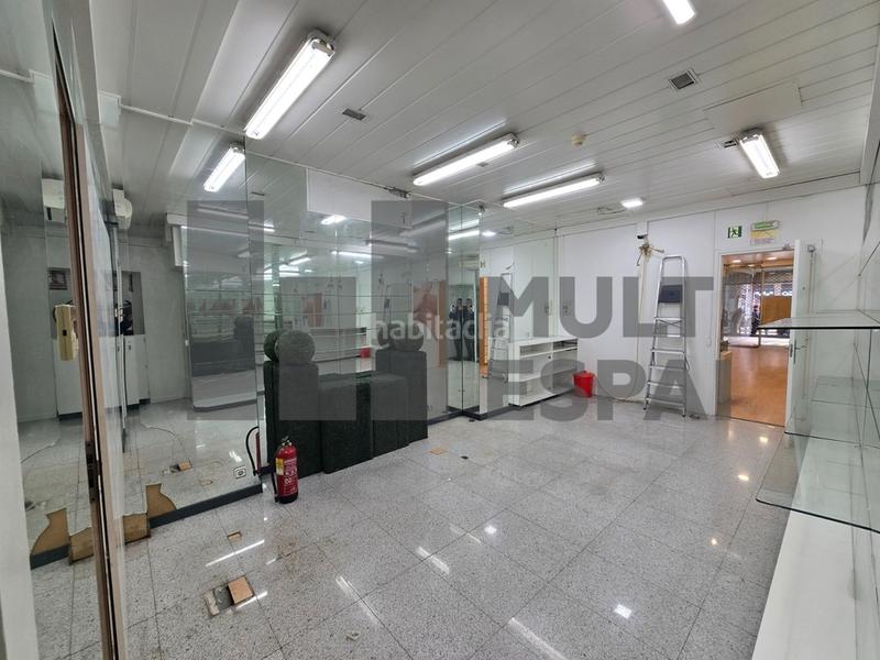 Foto 720011e5-7bb3-491c-8541-d8e061b9f690. Alquiler local comercial en Dreta de l´Eixample Barcelona
