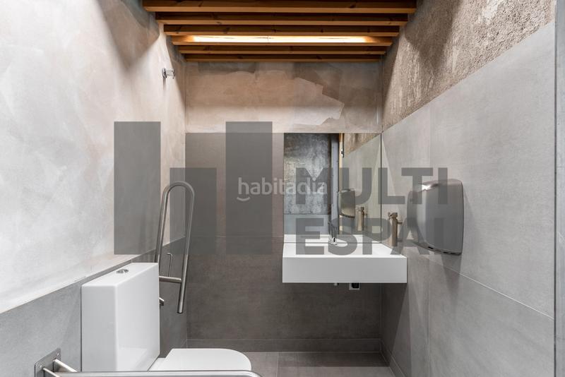 Foto a8497eaf-cd06-46ef-bc64-85aa5448635d. Location bureau avec chauffage dans Sant Ramon - Maternitat Barcelona