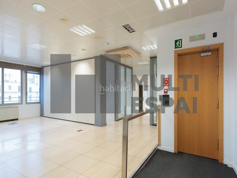 Foto ed6cc8d0-ce5a-4585-a16c-86f96d466b4d. Miete büro mit heizung in Dreta de l´Eixample Barcelona