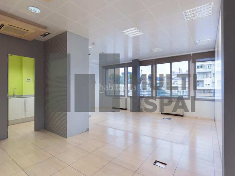 Foto ebdc0262-bc14-4add-a1d9-09ec80cf2690. Alquiler oficina en Dreta de l´Eixample Barcelona