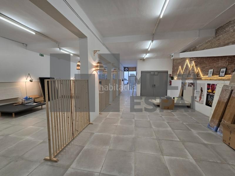 Foto e1dc87a9-56b0-41a1-ab8e-ec357570309d. Lloguer local comercial amb calefacció a La Nova Esquerra de l´Eixample Barcelona