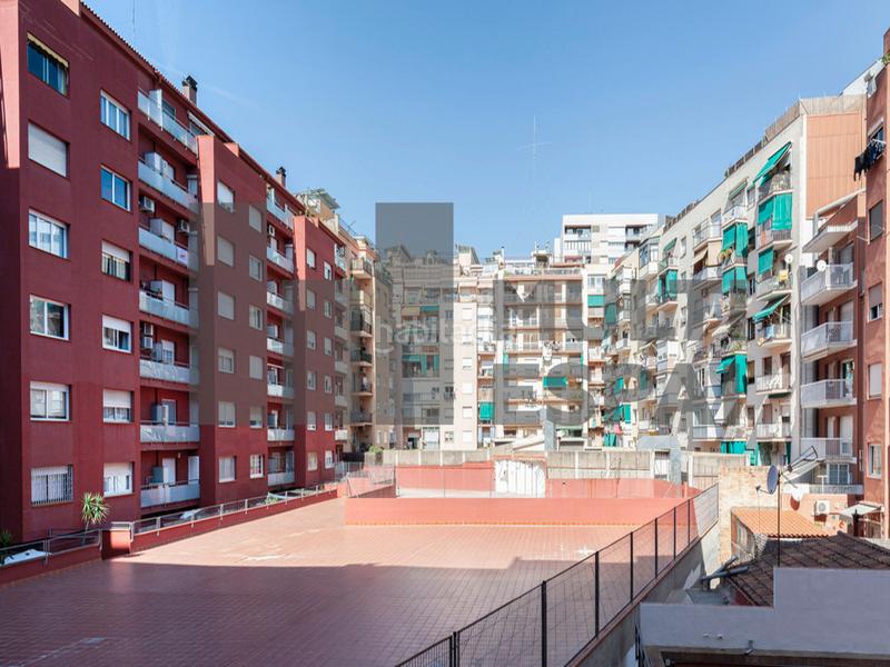 Foto 4cb8a95f-9e86-440b-bef8-3d710adb60df. Alquiler oficina en Sant Ramon - Maternitat Barcelona