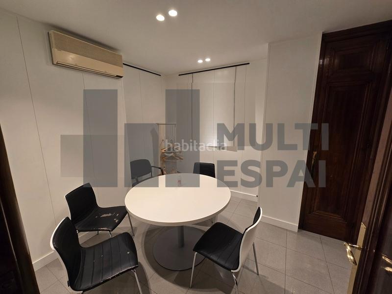 Foto f25bb88e-ce55-4d63-88fc-2d4ebc53f6b9. Miete geschäftsraum in Dreta de l´Eixample Barcelona