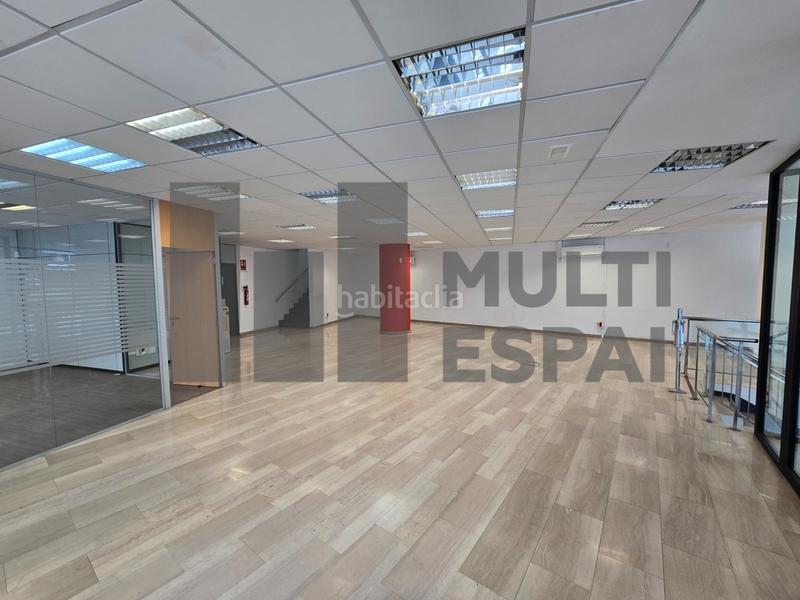 Foto 77234180-bdf2-48c9-9809-da54ddbb41aa. Alquiler local comercial en Dreta de l´Eixample Barcelona