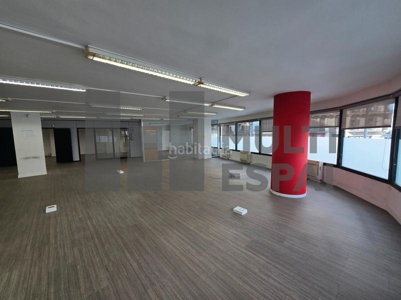 Foto d4f77fb0-b83c-471c-8a83-79504e804283. Alquiler local comercial en Dreta de l´Eixample Barcelona
