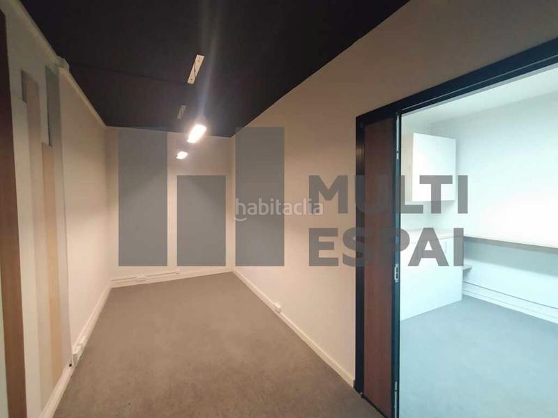 Foto f45df308-0b2e-40b9-865b-e41a6f2091bd. Location bureau dans La Nova Esquerra de l´Eixample Barcelona