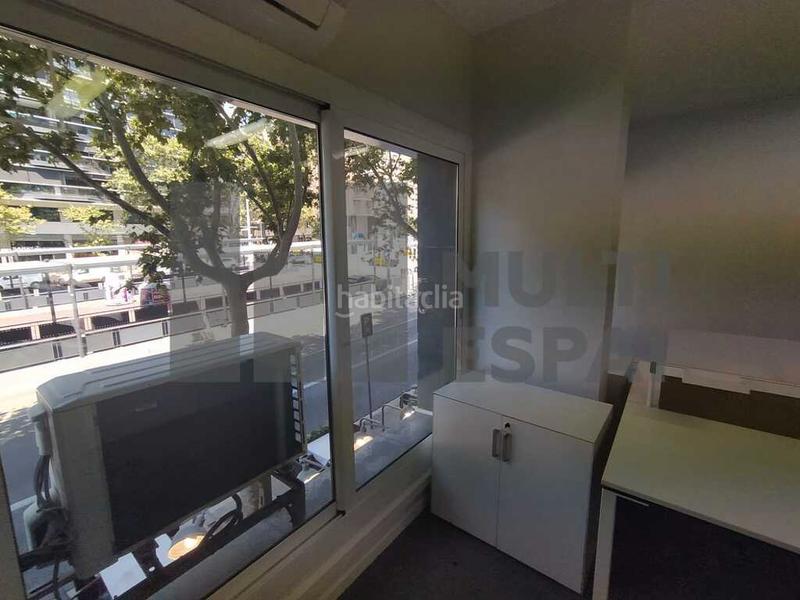 Foto 1ad9a036-5f03-4347-9588-430ac59da79f. Alquiler oficina en La Nova Esquerra de l´Eixample Barcelona