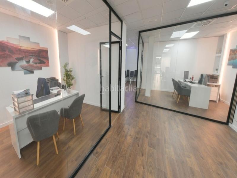Foto 0fb0c718-6e2a-44ee-9b61-e133faeca9fe. Local comercial en Raval Barcelona