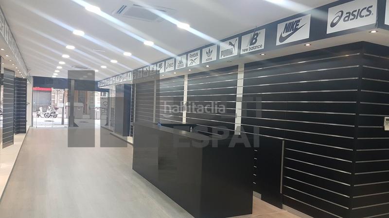Foto f0fb5618-096f-41f2-b036-cfe7b55b9693. Alquiler local comercial en Dreta de l´Eixample Barcelona