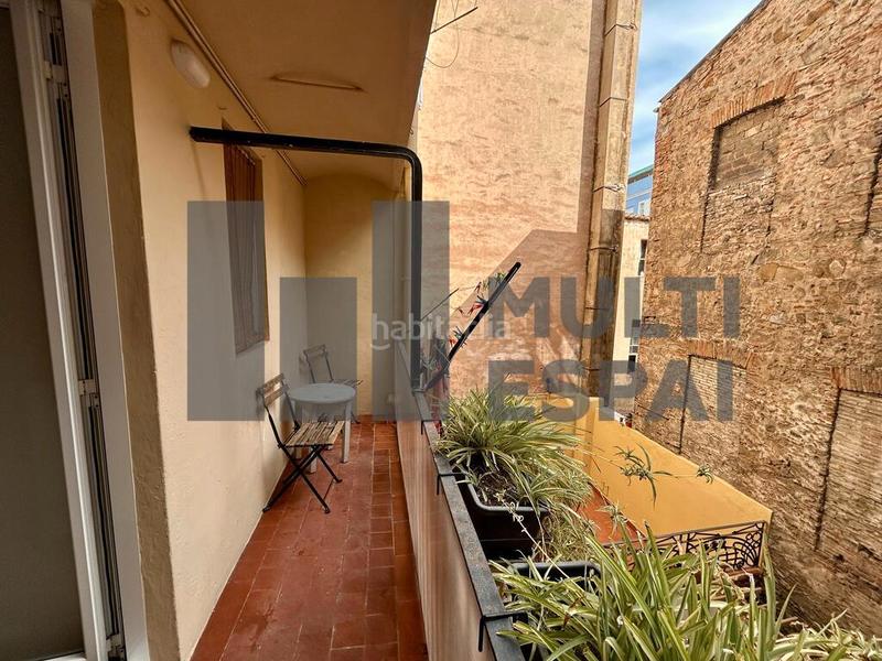 Foto 897a985c-025e-4075-a4d5-fe1c6142efda. Piso en Raval Barcelona