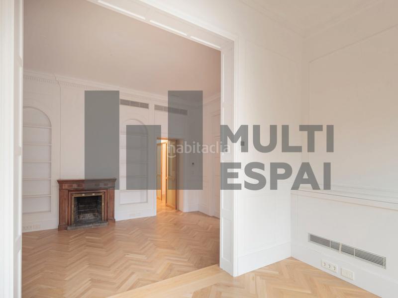 Foto 2d6574a4-085f-44d1-8fb2-1567f14054d5. Miete büro in Dreta de l´Eixample Barcelona