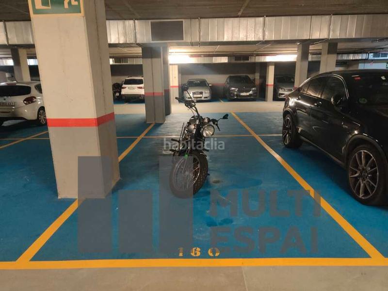 Foto 25f7f8bb-1476-42f6-b939-5d9aab1f7d01. Location appartement avec chauffage piscine dans Diagonal Mar i el Front Marítim del Poblenou Barcelona