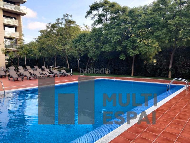 Foto 8d13c348-4e16-41b1-92fb-58693c6993d5. Lloguer pis amb calefacció piscina a Diagonal Mar i el Front Marítim del Poblenou Barcelona